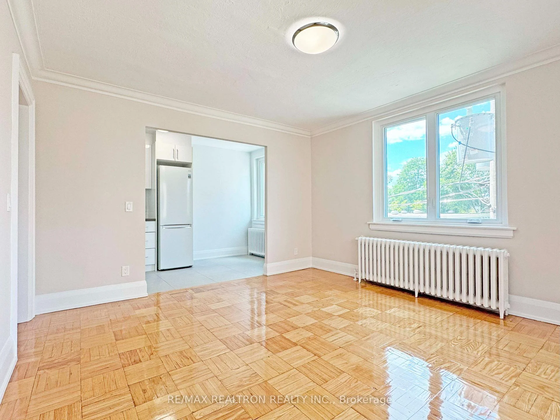Photo 3 of Unit 621, 398 Avenue Road, Toronto, Casa Loma — HOMEH