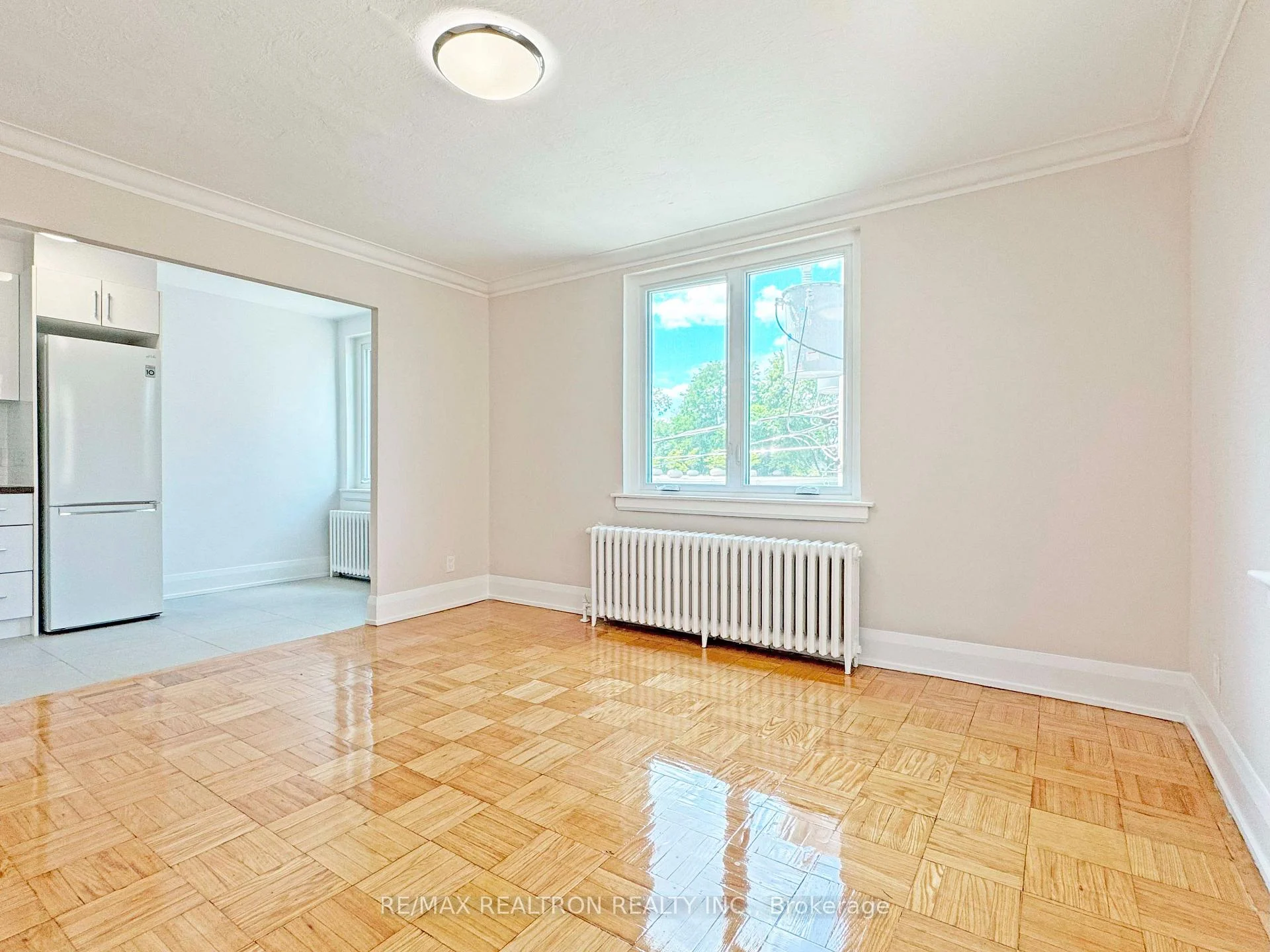 Photo 5 of Unit 621, 398 Avenue Road, Toronto, Casa Loma — HOMEH