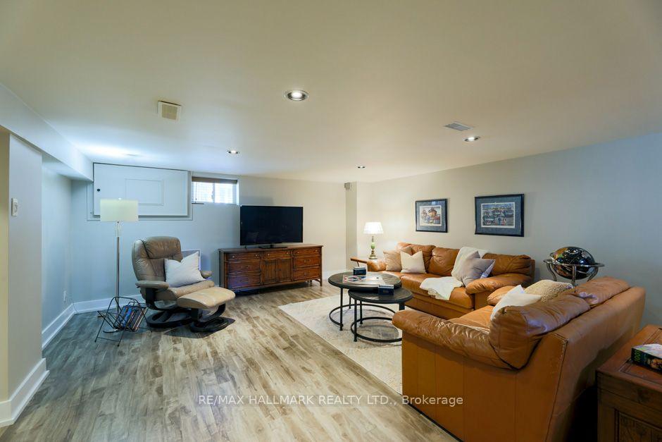 Photo 24 of 12 Guildcrest Drive, Scarborough, Guildwood — HOMEH