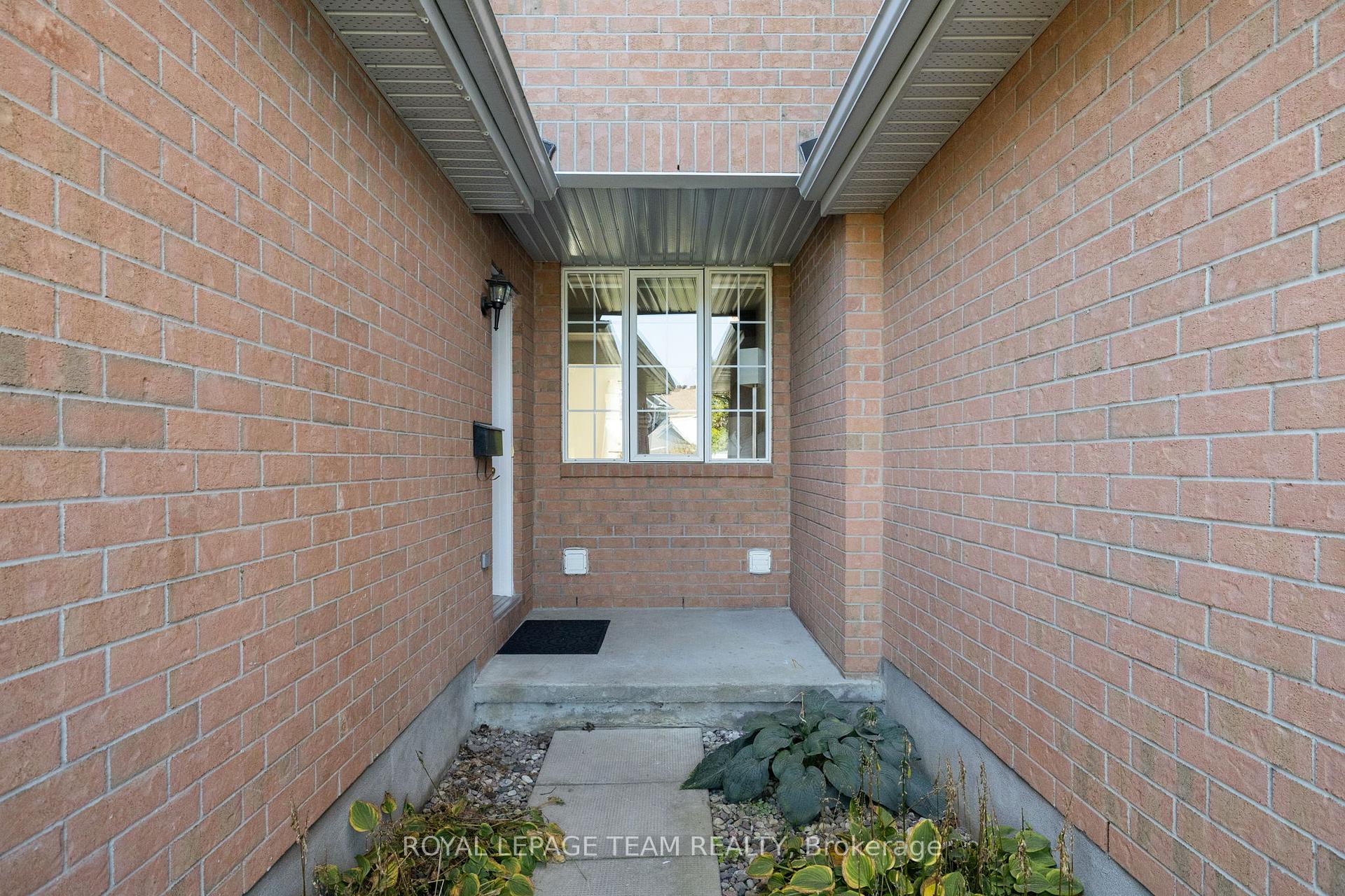Photo 5 of 32 Sutcliffe Terrace, Ottawa, Barrhaven - Longfields — HOMEH