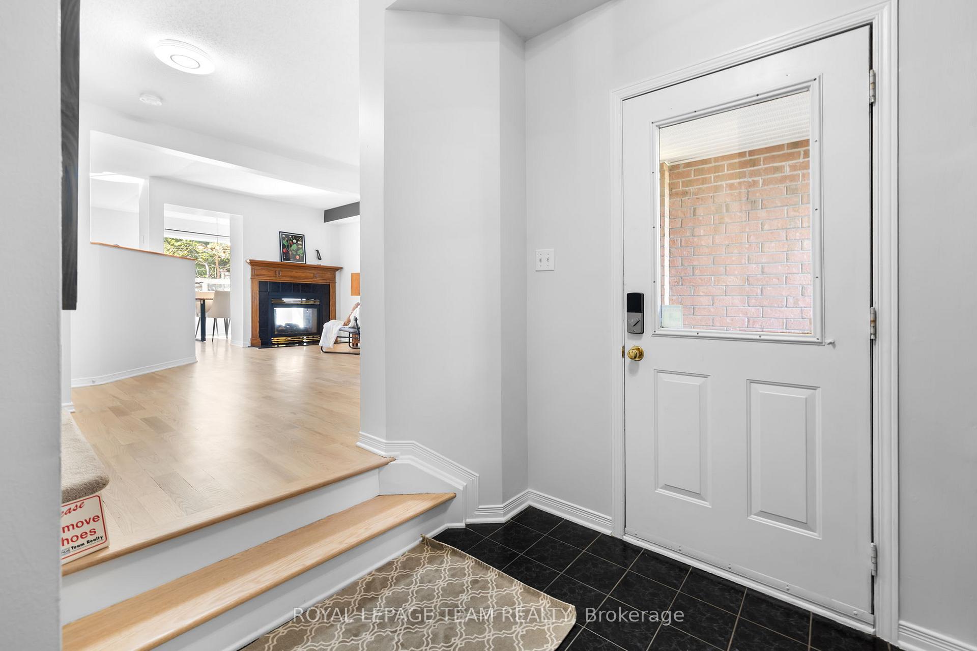 Photo 6 of 32 Sutcliffe Terrace, Ottawa, Barrhaven - Longfields — HOMEH