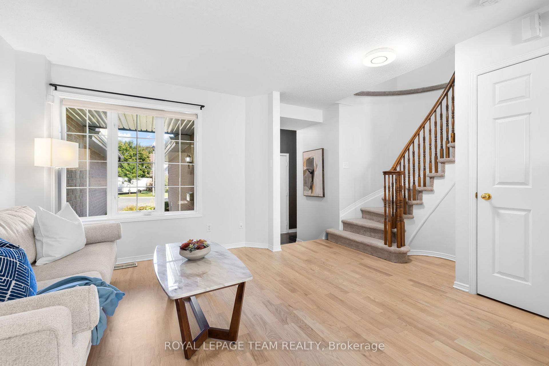 Photo 8 of 32 Sutcliffe Terrace, Ottawa, Barrhaven - Longfields — HOMEH