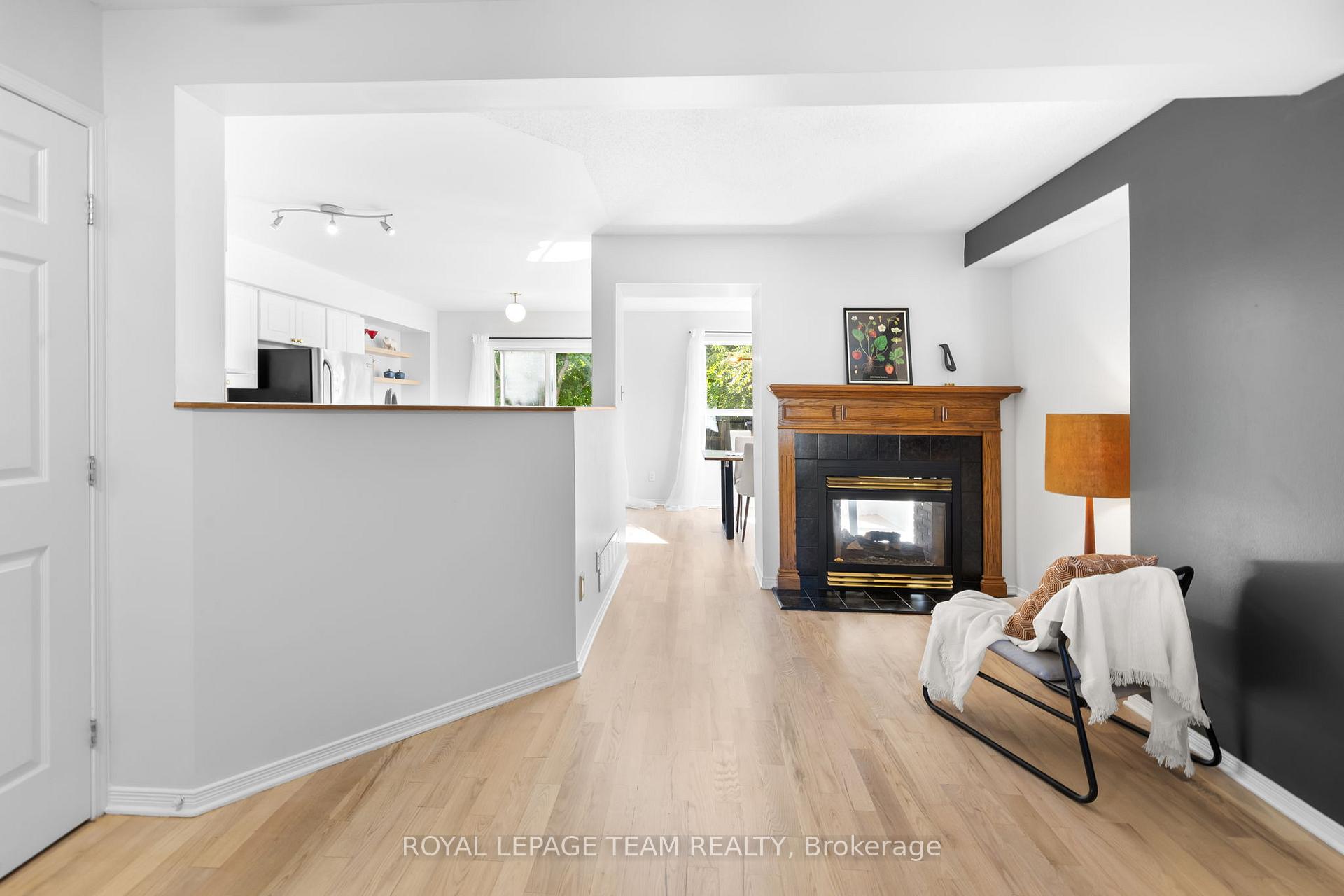 Photo 12 of 32 Sutcliffe Terrace, Ottawa, Barrhaven - Longfields — HOMEH