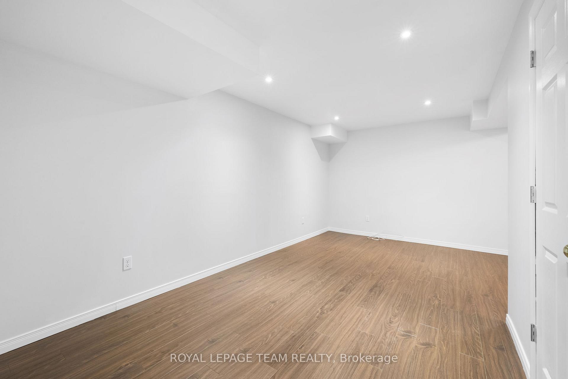 Photo 40 of 32 Sutcliffe Terrace, Ottawa, Barrhaven - Longfields — HOMEH