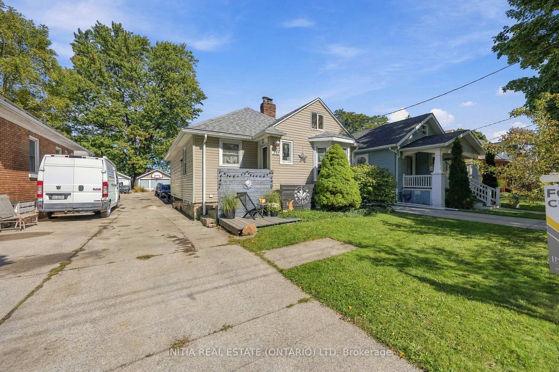 Photo 3 of 272 Kathleen Avenue, Sarnia — HOMEH