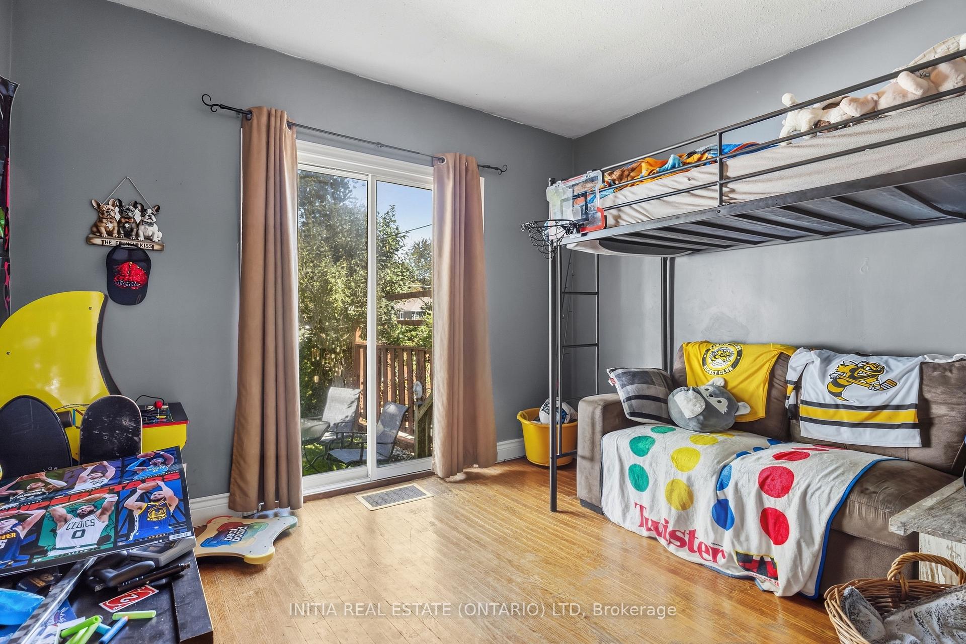 Photo 12 of 272 Kathleen Avenue, Sarnia — HOMEH