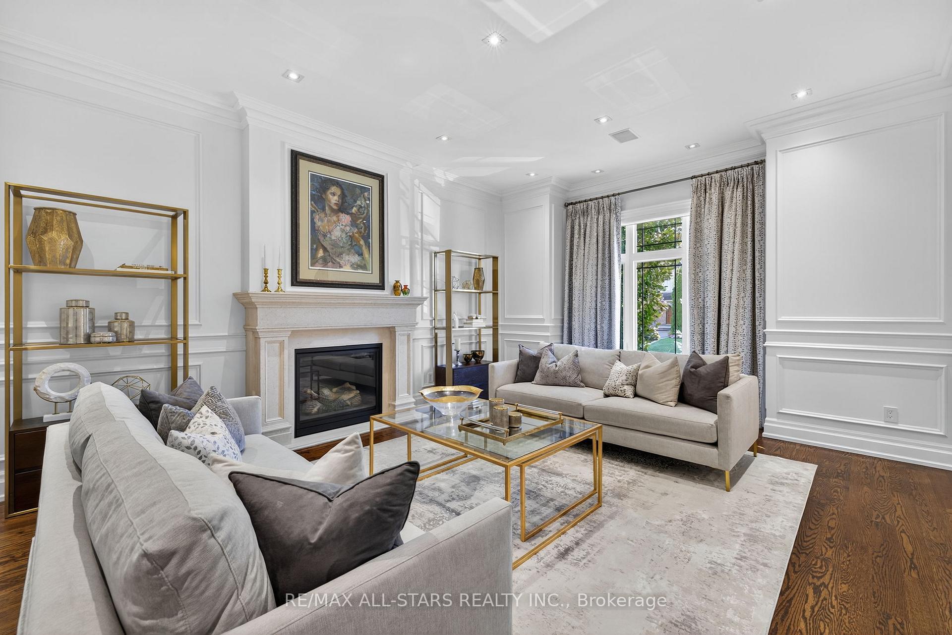 Photo 8 of 126 Hillview Road, Aurora, Aurora Village — HOMEH