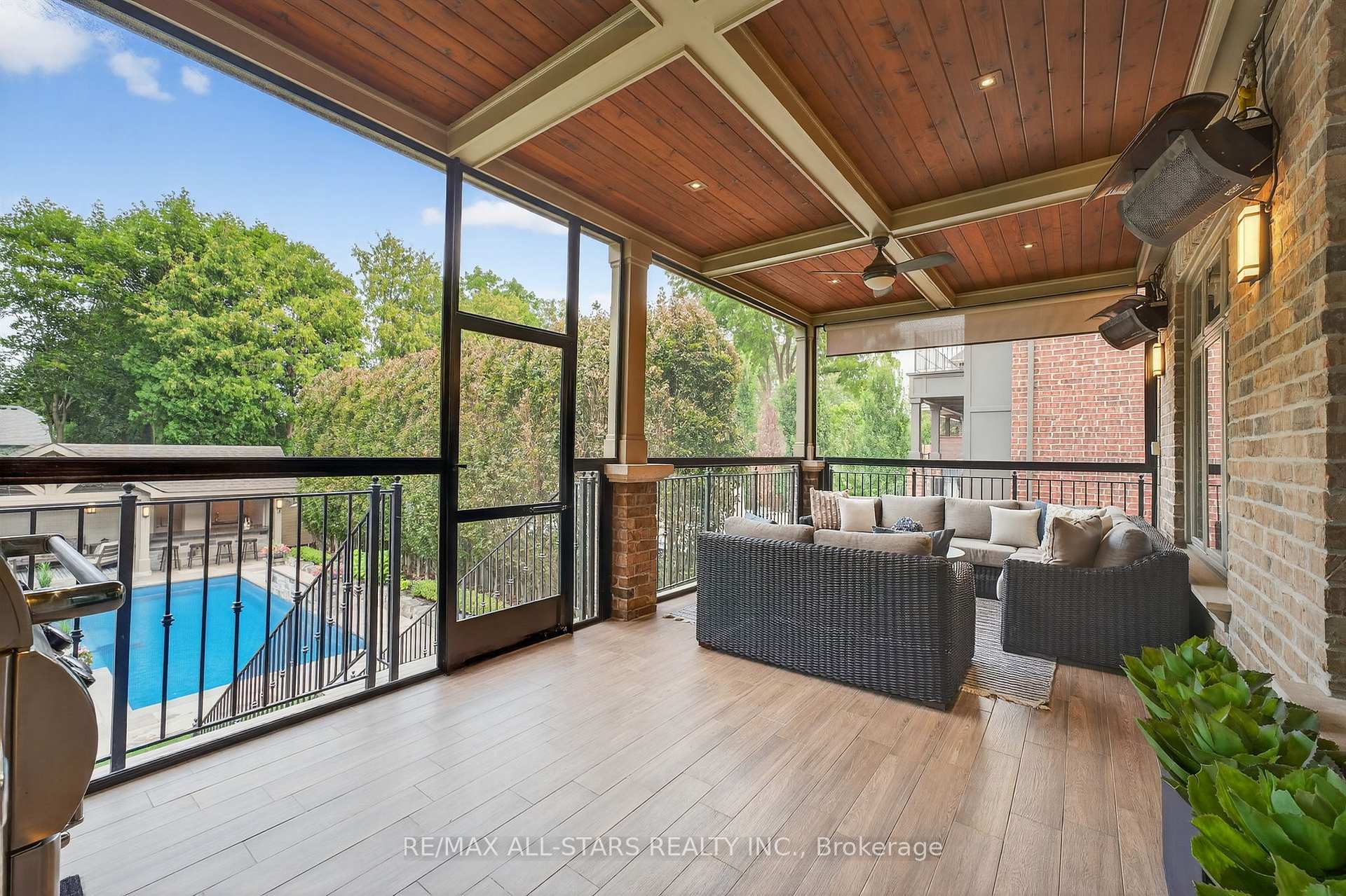 Photo 40 of 126 Hillview Road, Aurora, Aurora Village — HOMEH