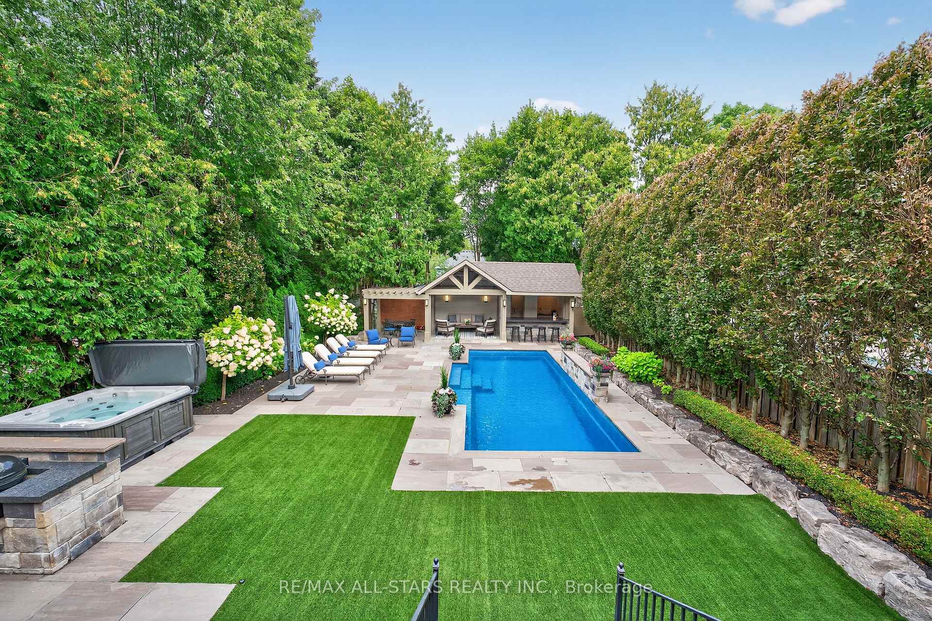 Photo 42 of 126 Hillview Road, Aurora, Aurora Village — HOMEH