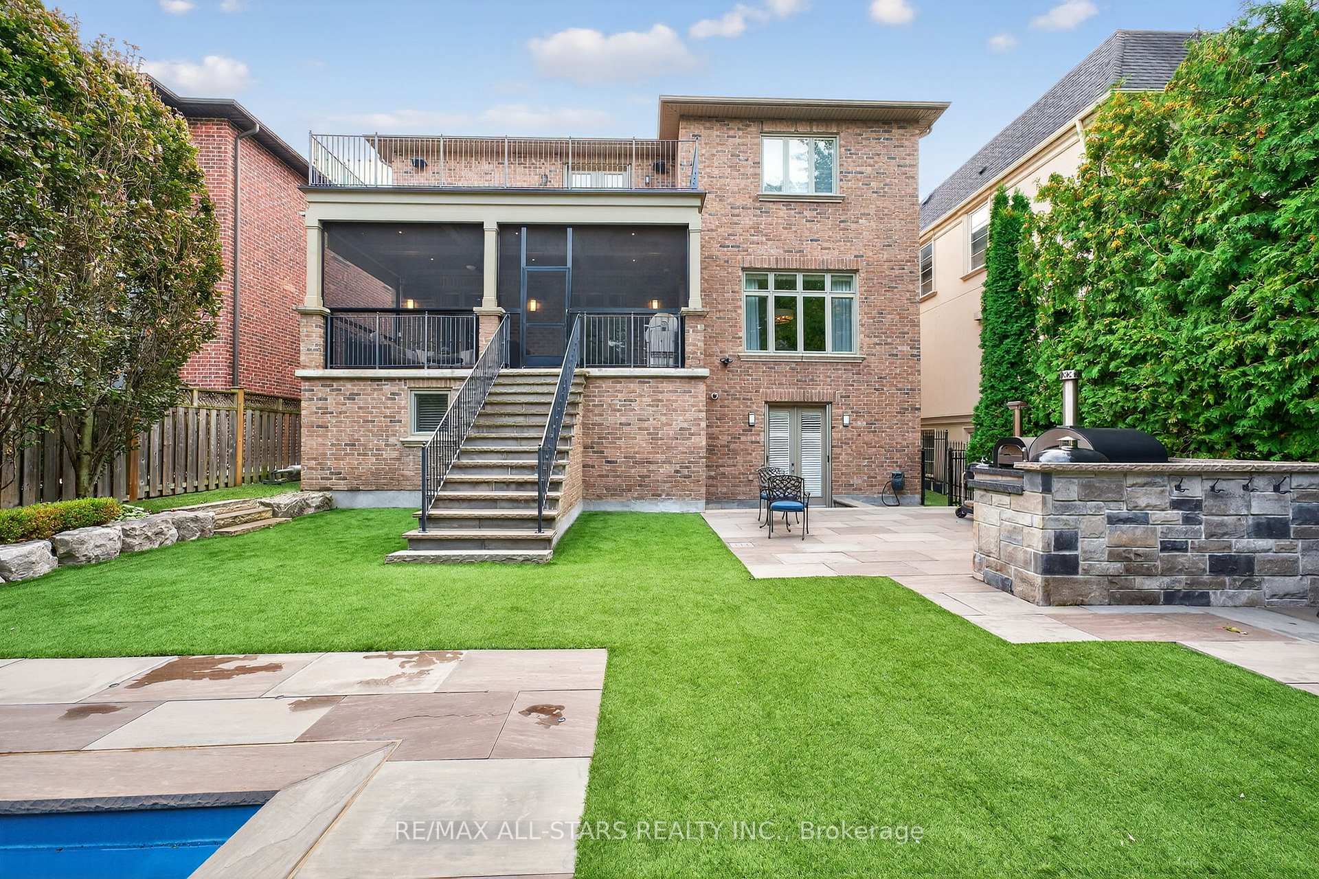 Photo 43 of 126 Hillview Road, Aurora, Aurora Village — HOMEH