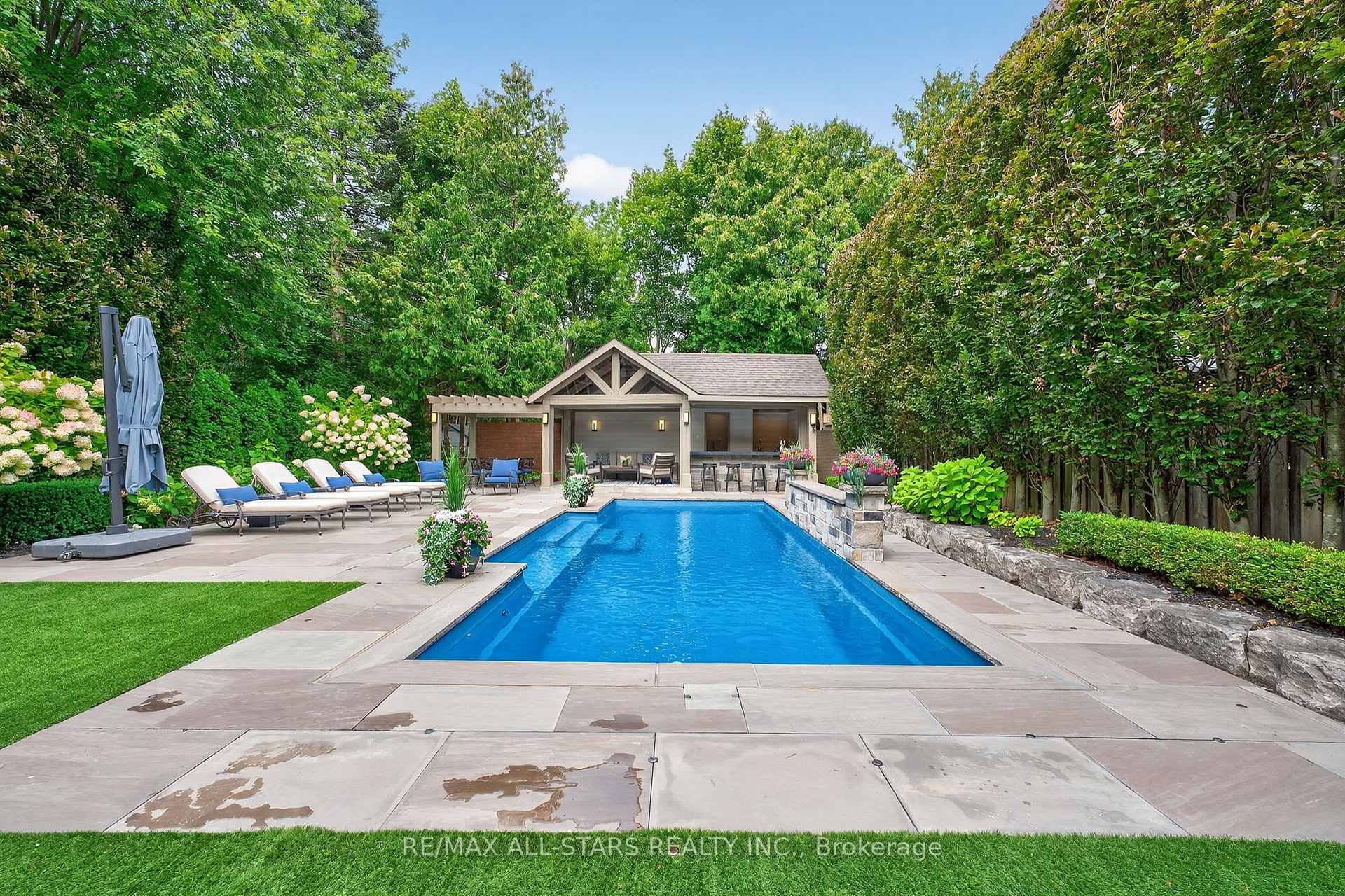 Photo 46 of 126 Hillview Road, Aurora, Aurora Village — HOMEH