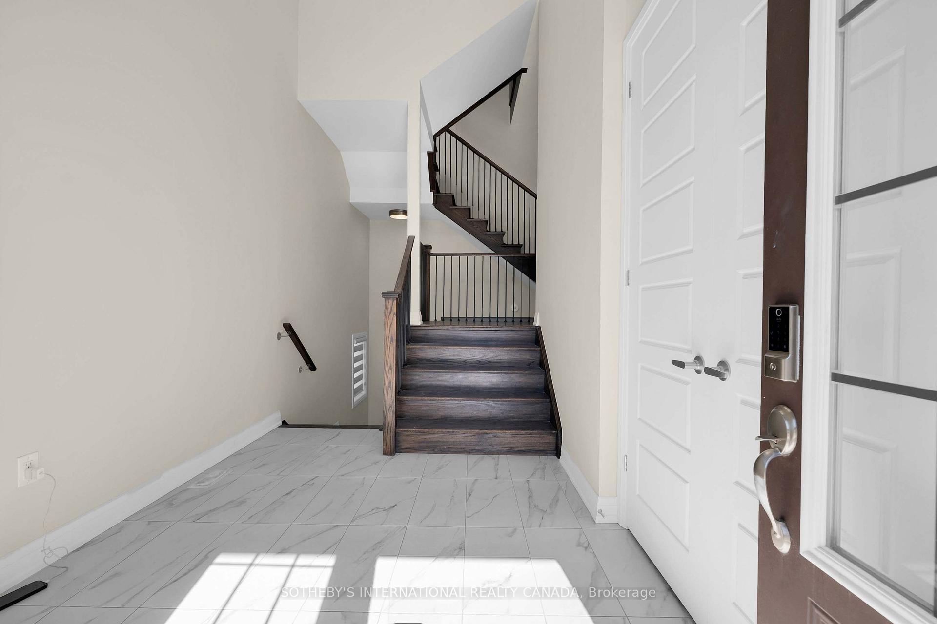 Photo 3 of 3255 Harasym Trail, Oakville, Northwest — HOMEH