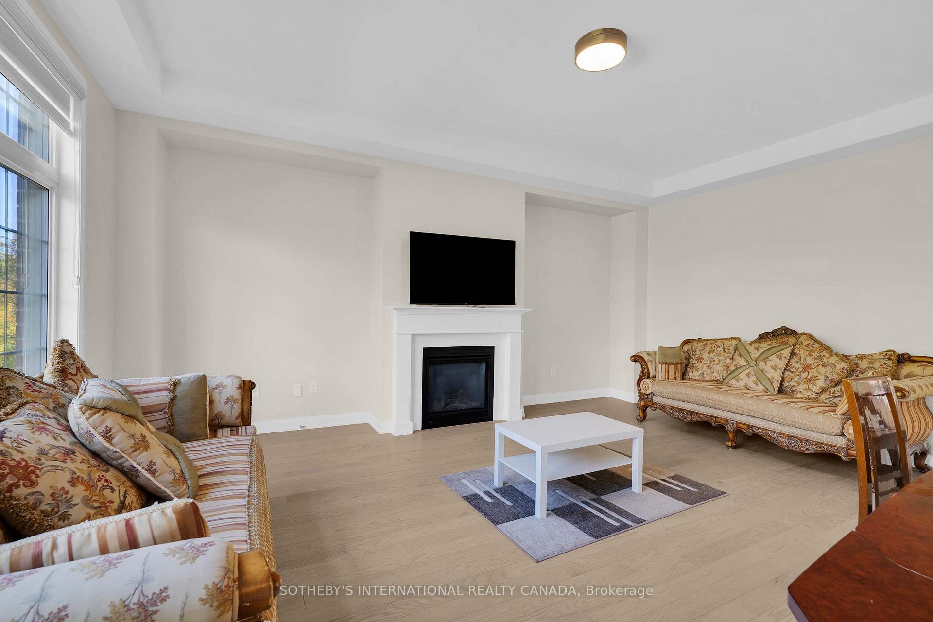 Photo 13 of 3255 Harasym Trail, Oakville, Northwest — HOMEH
