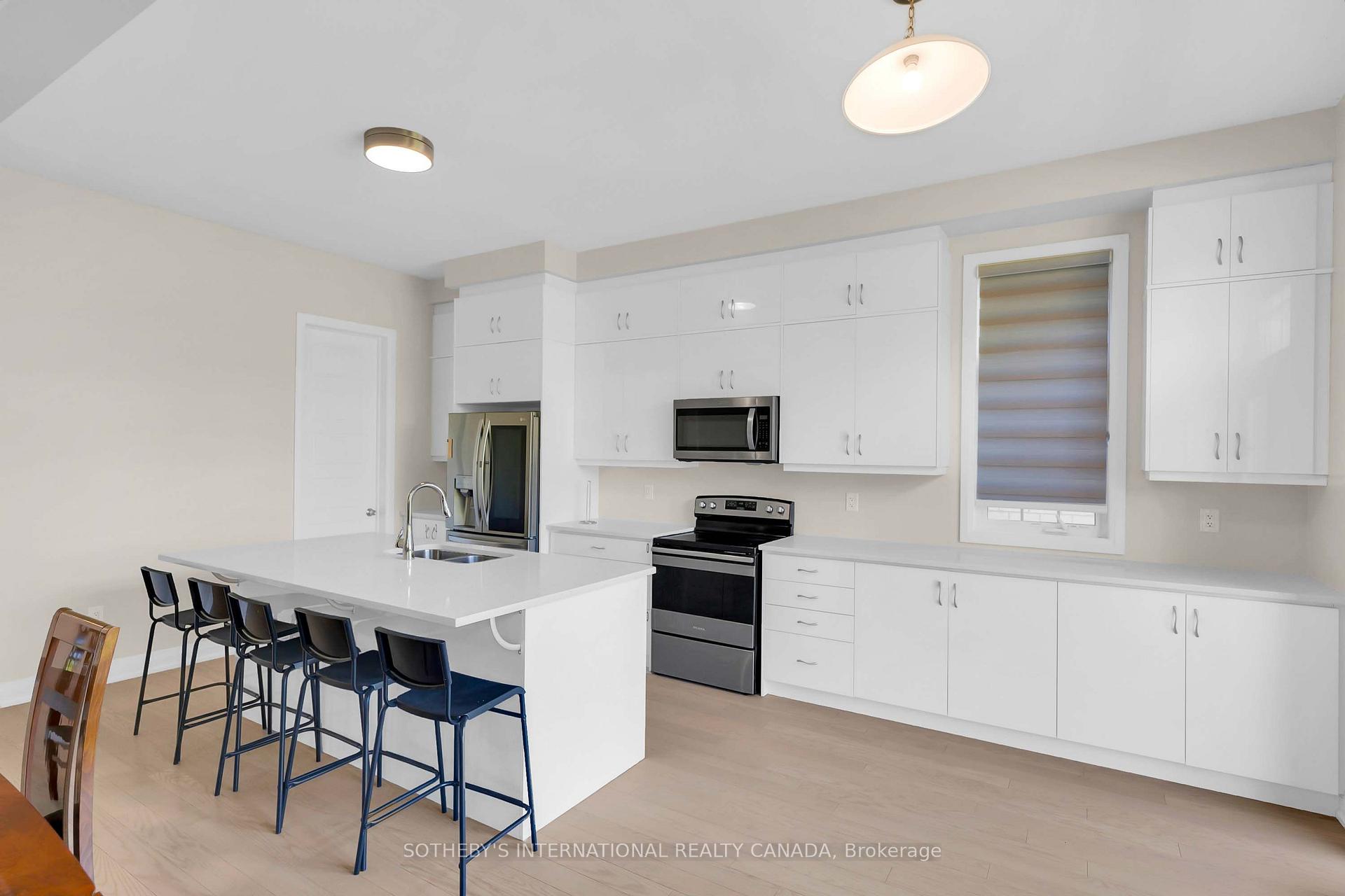 Photo 16 of 3255 Harasym Trail, Oakville, Northwest — HOMEH