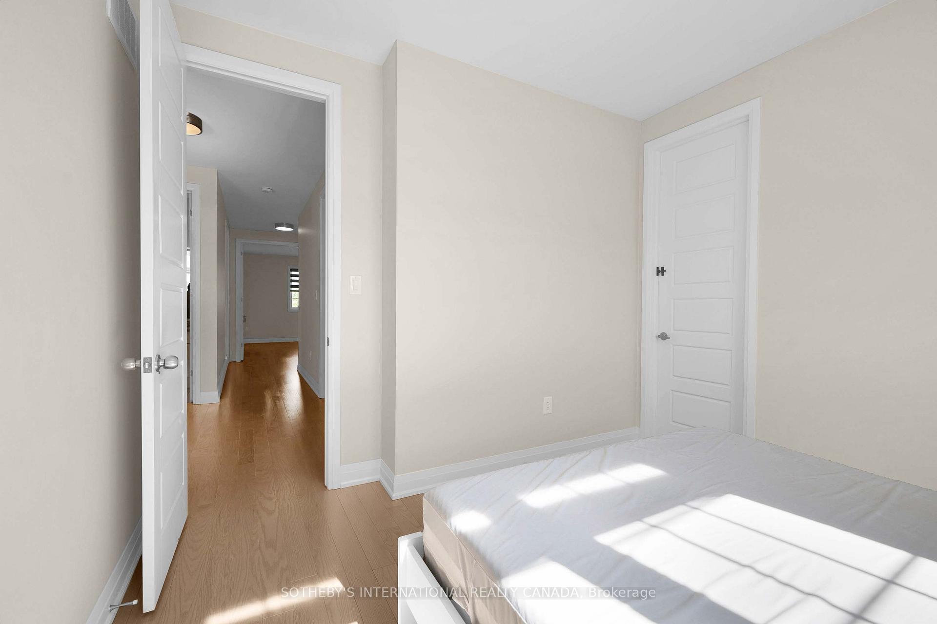 Photo 35 of 3255 Harasym Trail, Oakville, Northwest — HOMEH