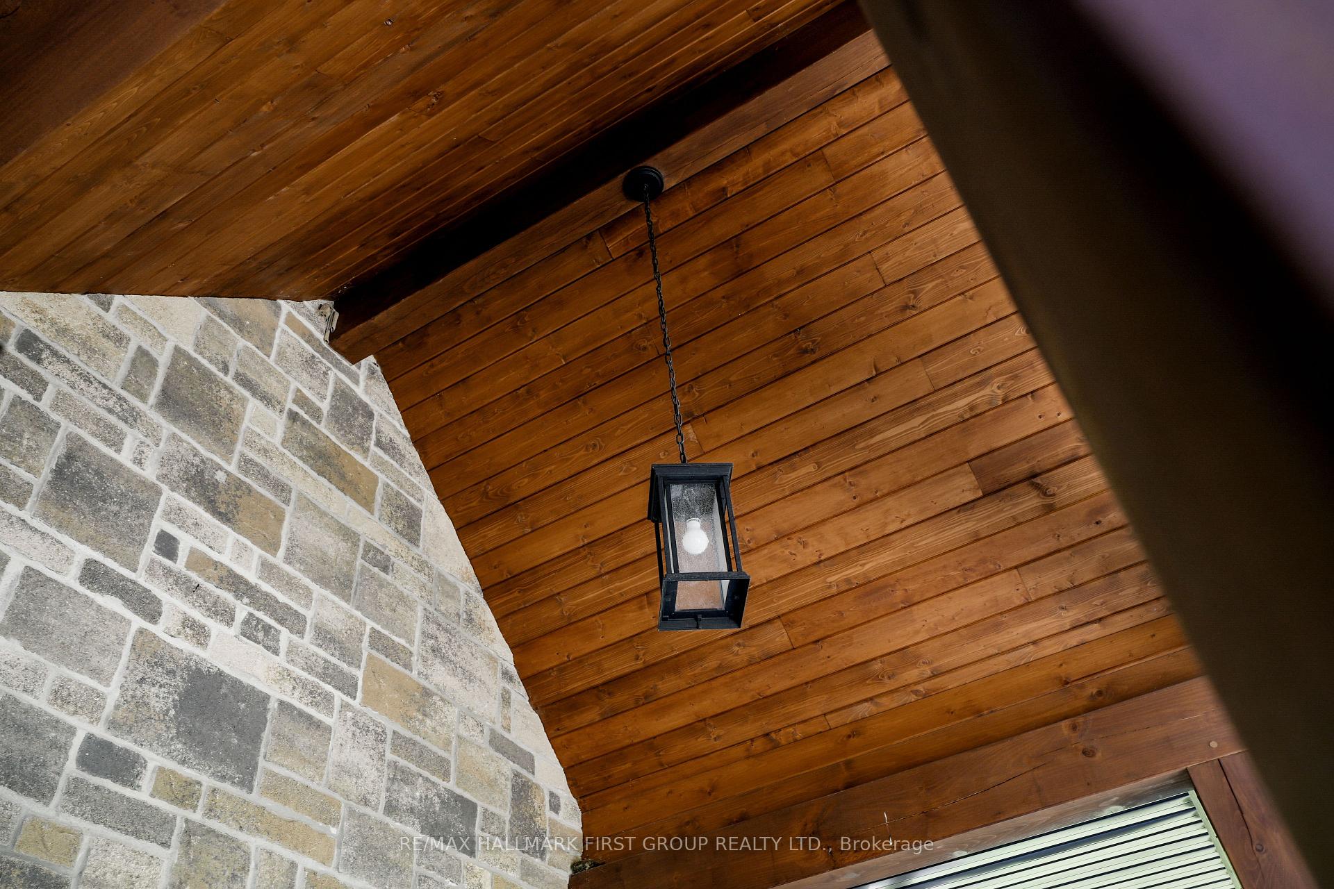 Photo 2 of 3922 Kennedy Road, Hamilton Township, Rural Hamilton — HOMEH