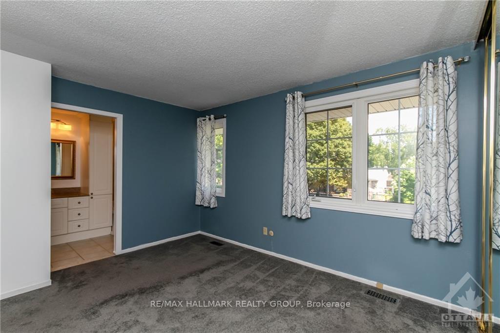 Photo 13 of 570 Duff Crescent, Ottawa, Beacon Hill North — HOMEH