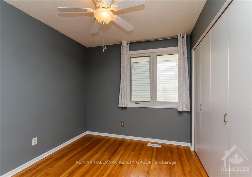 Photo 17 of 570 Duff Crescent, Ottawa, Beacon Hill North — HOMEH