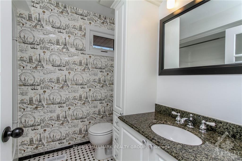Photo 18 of 570 Duff Crescent, Ottawa, Beacon Hill North — HOMEH