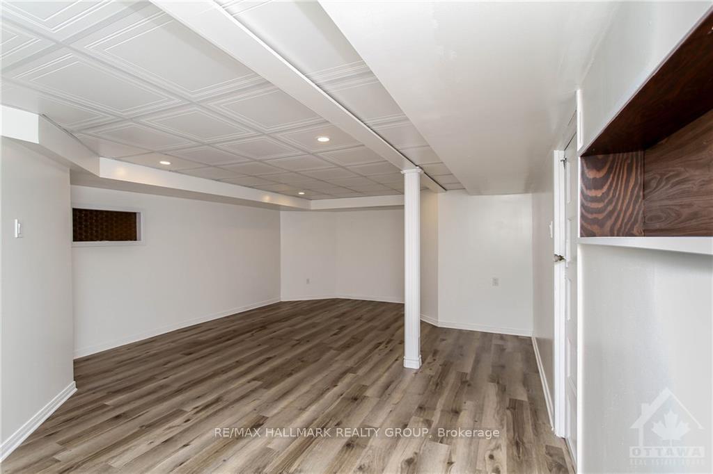 Photo 19 of 570 Duff Crescent, Ottawa, Beacon Hill North — HOMEH