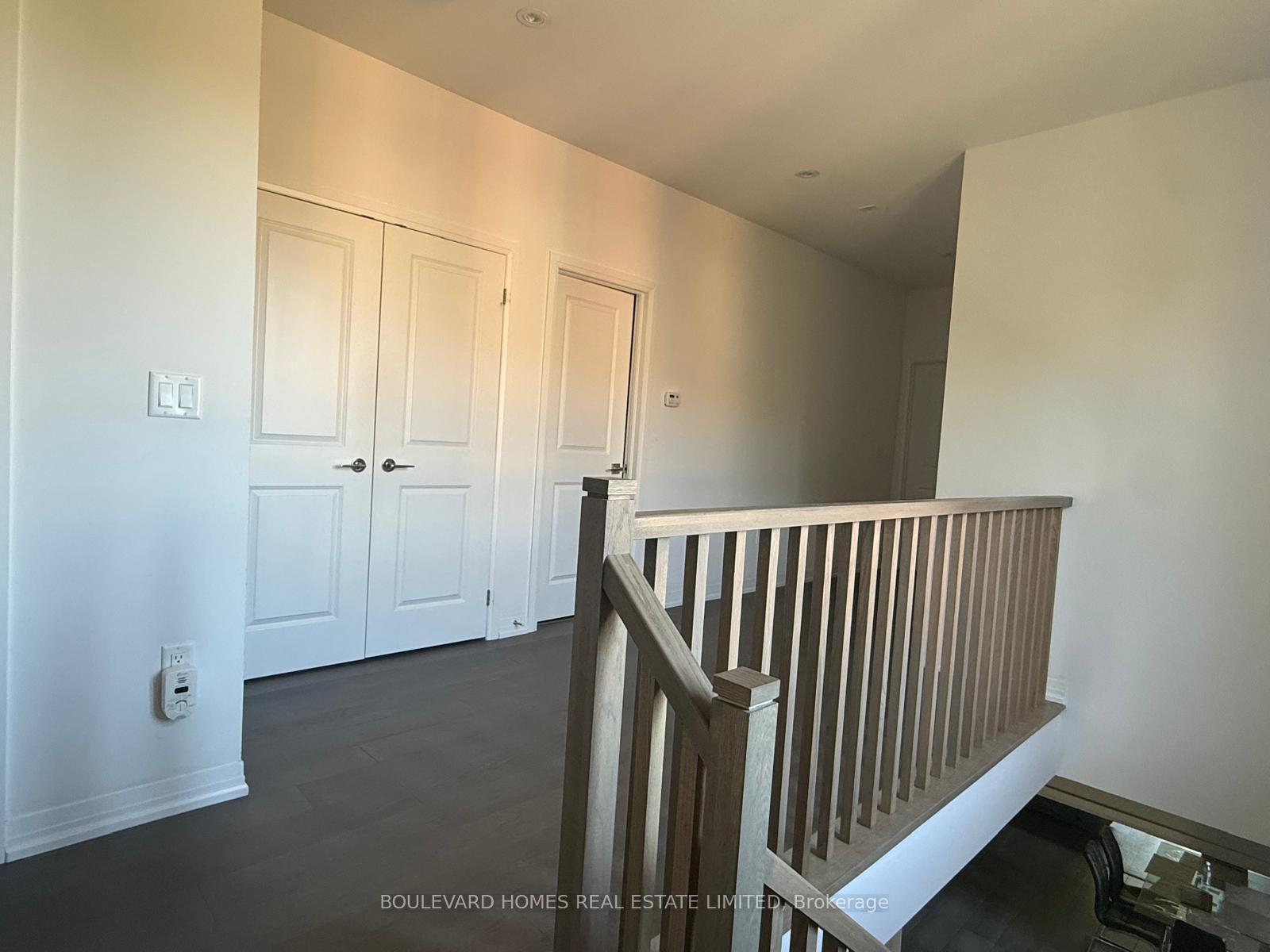 Photo 7 of 38 Yans Way, Markham, Buttonville — HOMEH