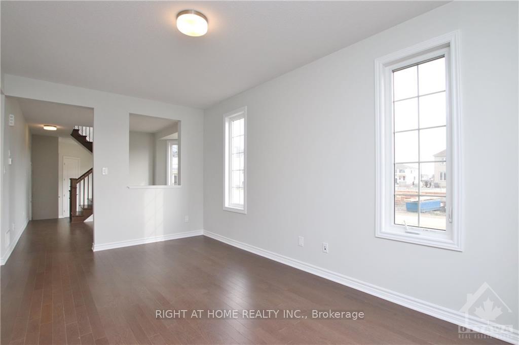Photo 15 of 106 Mesa Drive, Ottawa, Barrhaven - Half Moon Bay — HOMEH