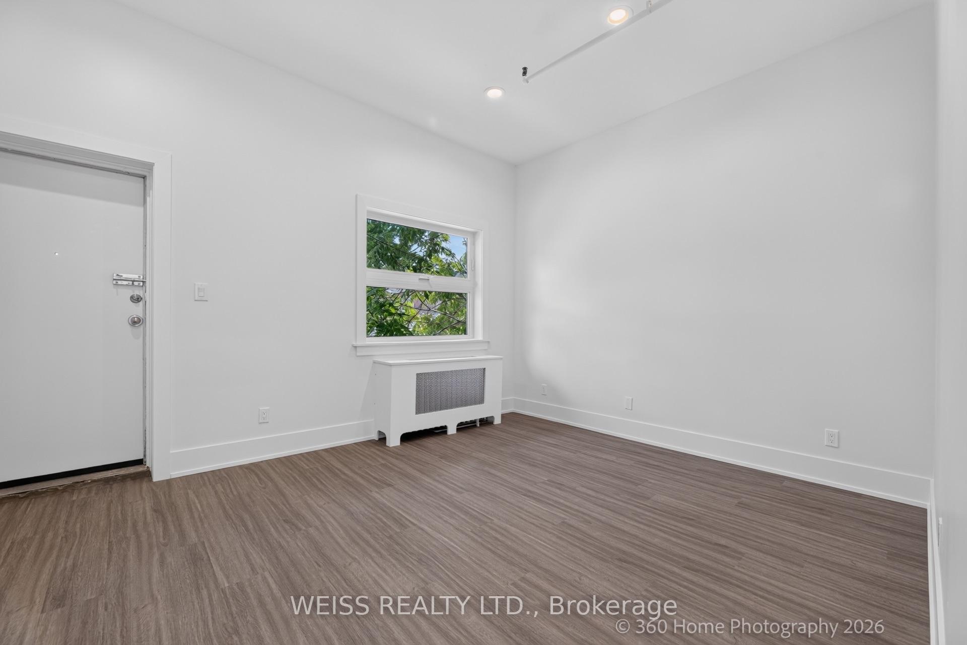 Photo 13 of Unit 2, 897 Lansdowne Avenue, Toronto, Dovercourt-Wallace Emerson-Junction — HOMEH