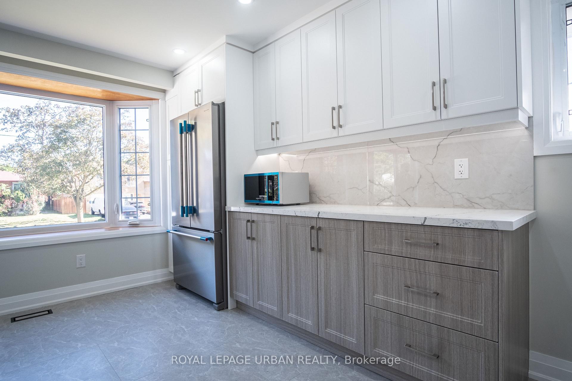 Photo 6 of Unit Upper, 67 Campbell Drive, Brampton, Northwood Park — HOMEH