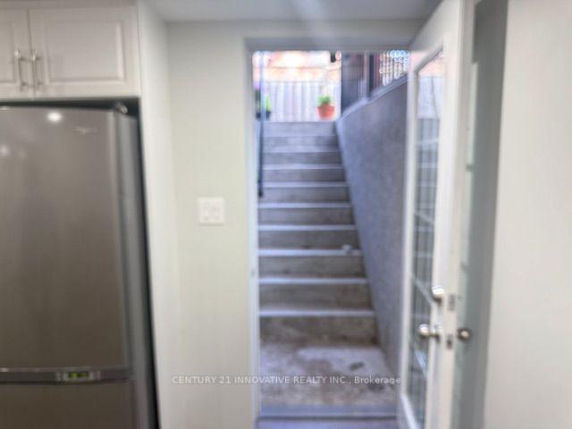Photo 2 of 111 Steppingstone Trail, Scarborough, Rouge — HOMEH