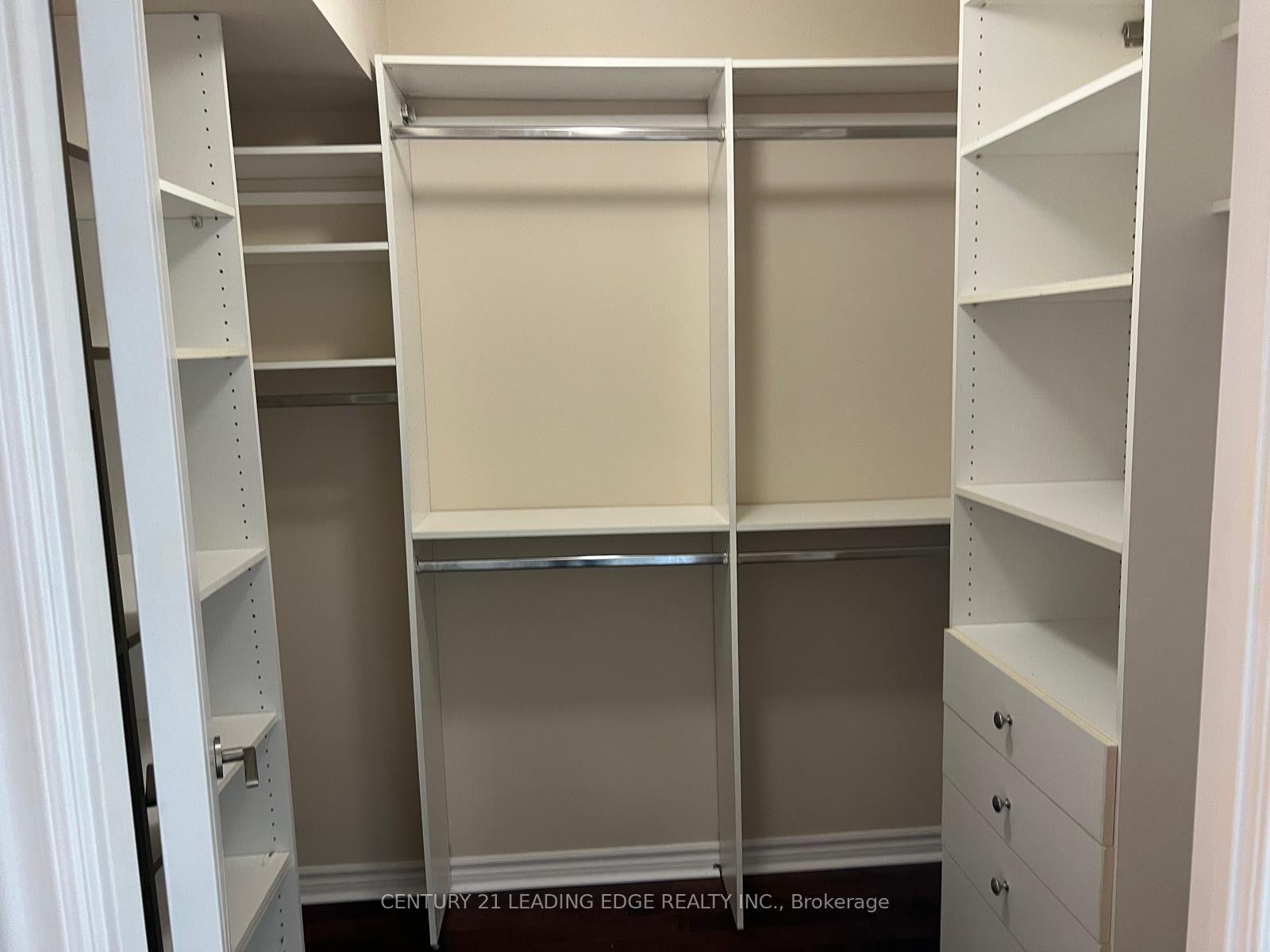Photo 14 of Unit 706, 3830 Bathurst Street, North York, Clanton Park — HOMEH
