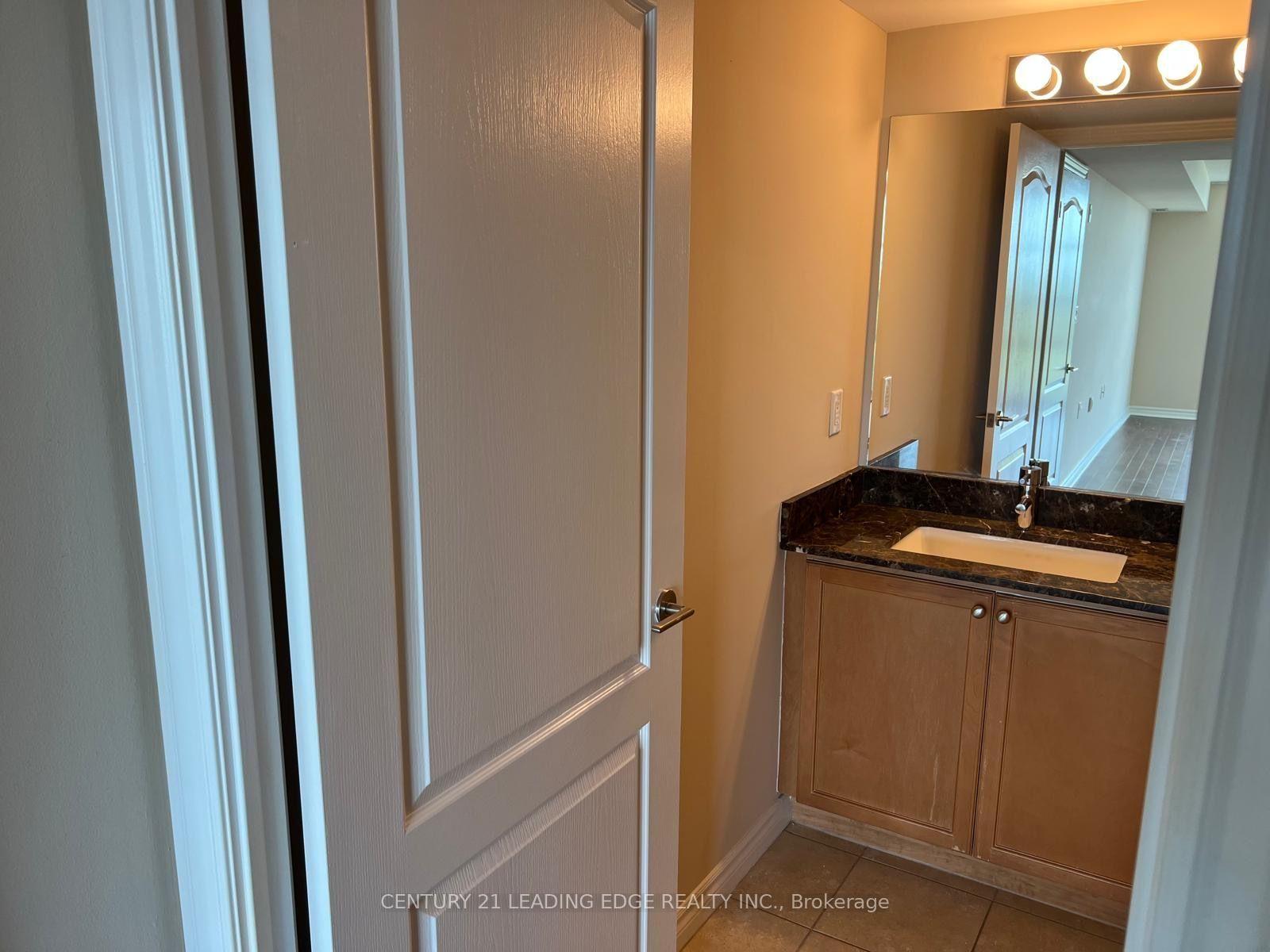 Photo 16 of Unit 706, 3830 Bathurst Street, North York, Clanton Park — HOMEH
