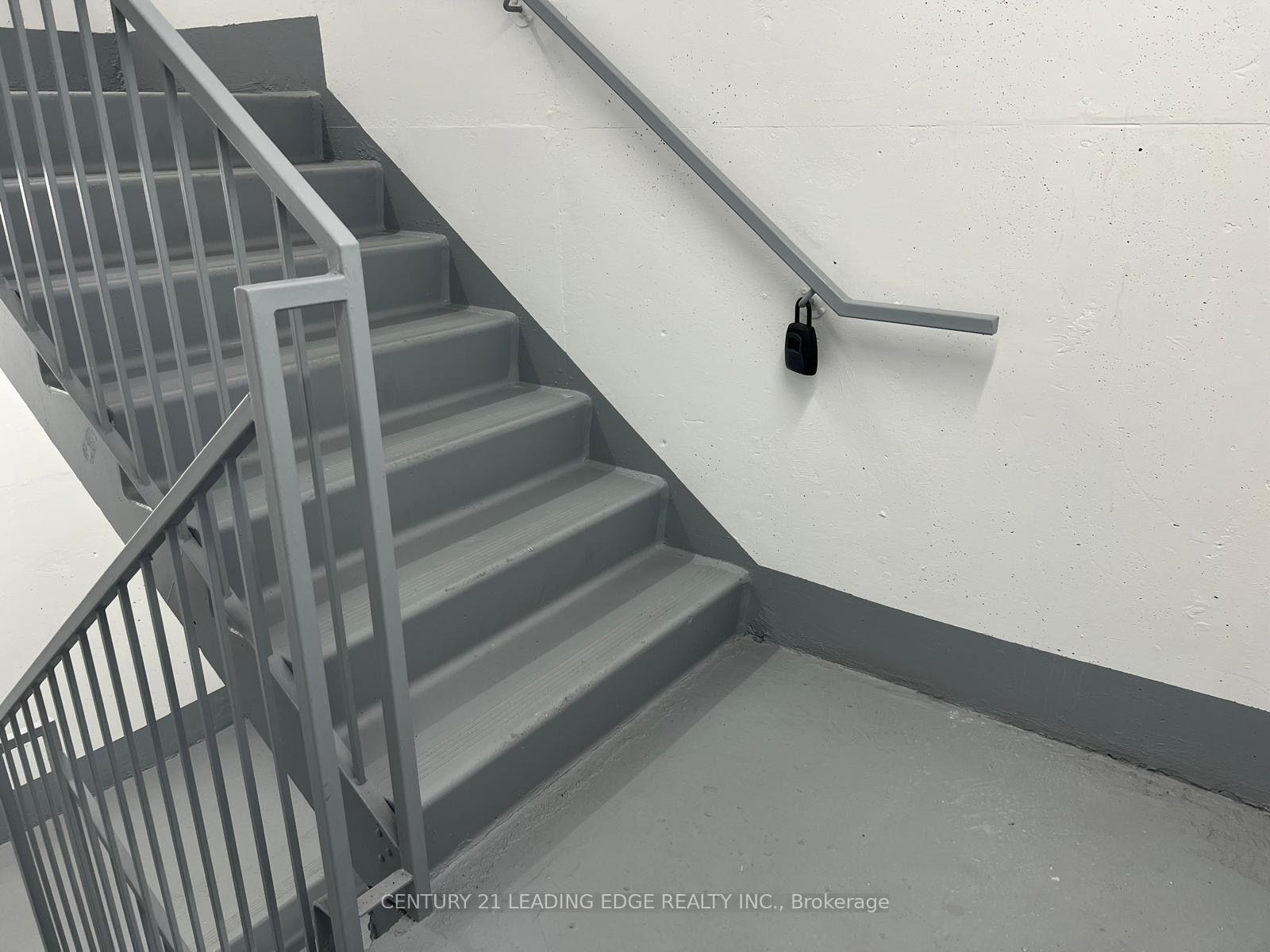 Photo 21 of Unit 706, 3830 Bathurst Street, North York, Clanton Park — HOMEH