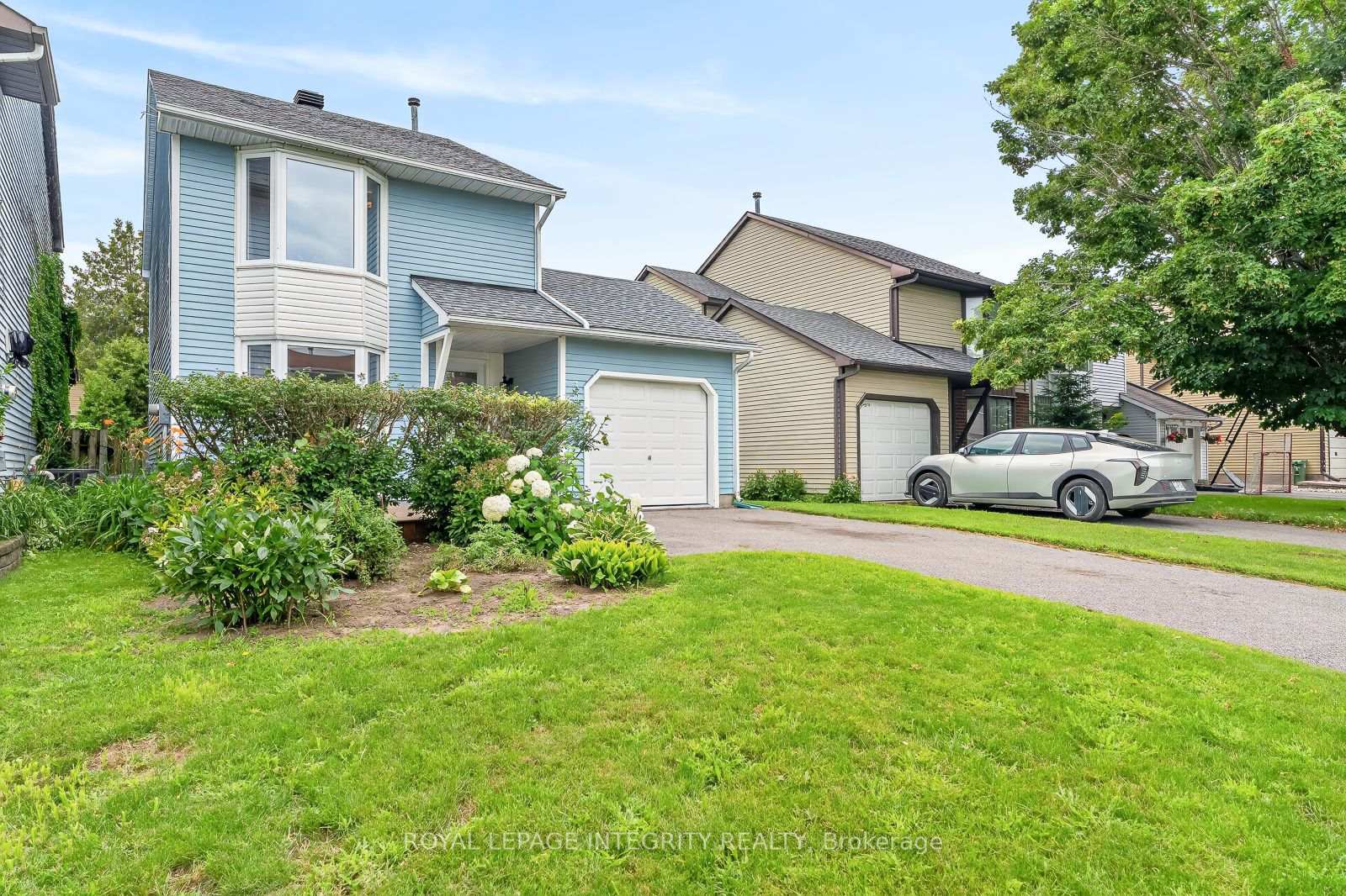 Photo 3 of 30 Sumner Street, Ottawa, Kanata - Glencairn/Hazeldean — HOMEH