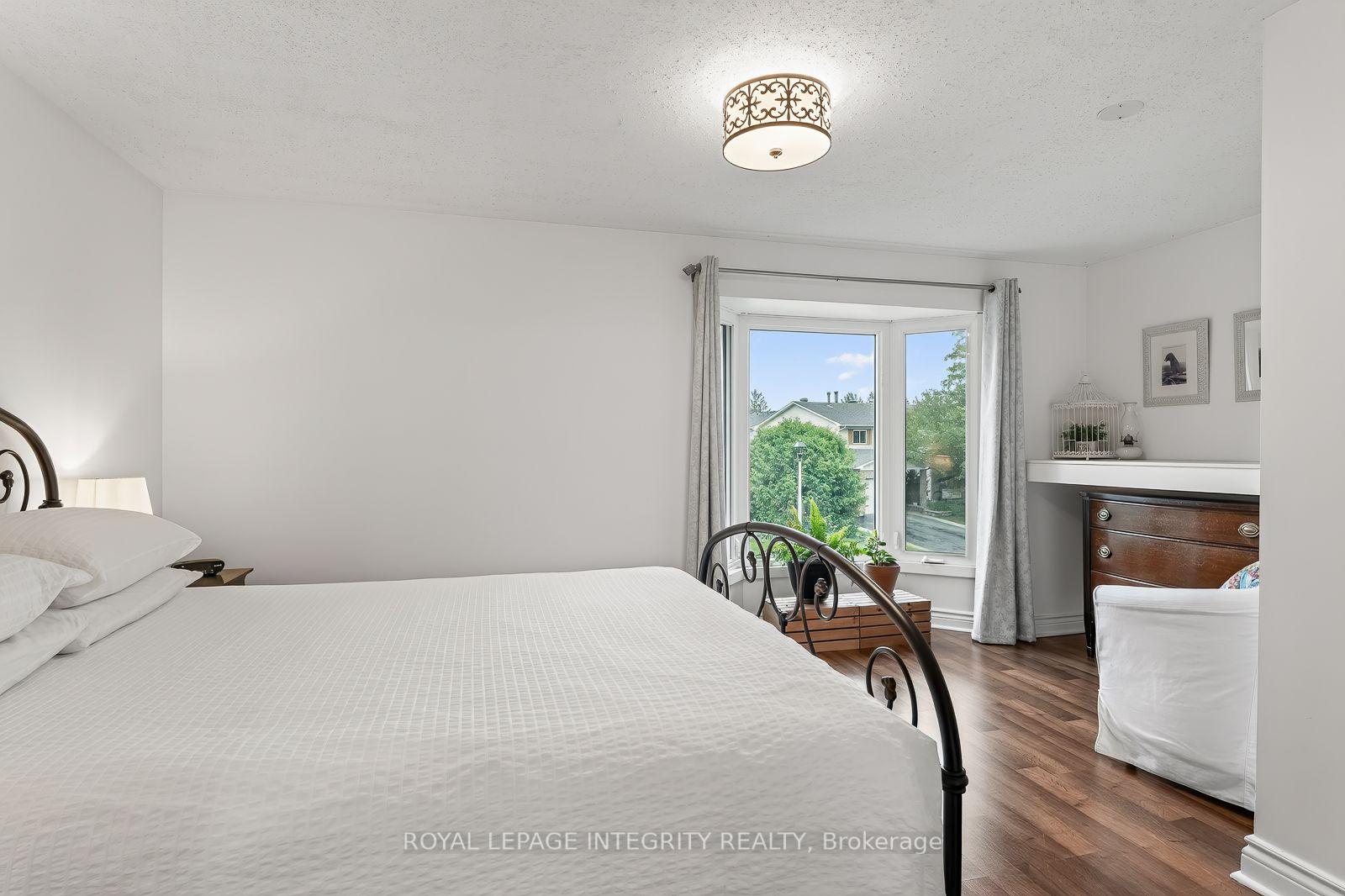 Photo 25 of 30 Sumner Street, Ottawa, Kanata - Glencairn/Hazeldean — HOMEH