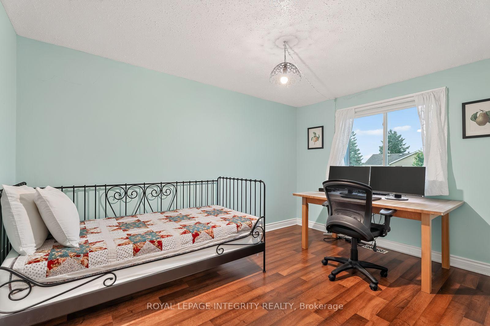 Photo 31 of 30 Sumner Street, Ottawa, Kanata - Glencairn/Hazeldean — HOMEH