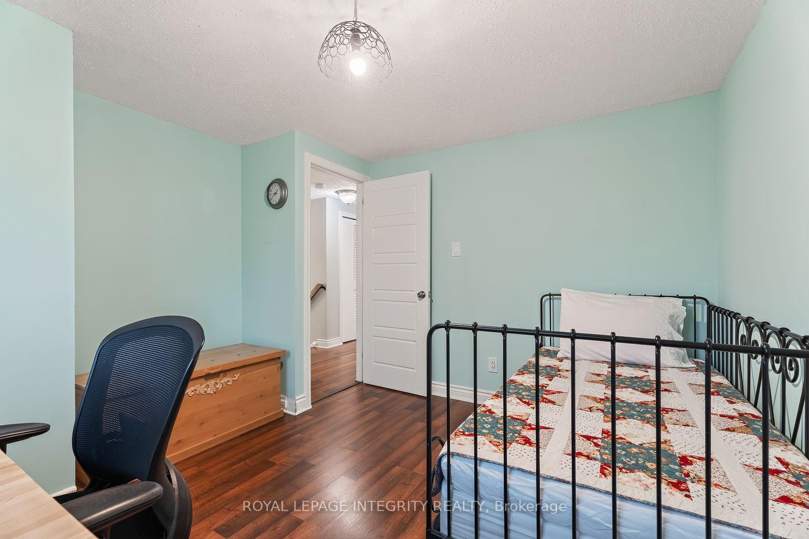 Photo 32 of 30 Sumner Street, Ottawa, Kanata - Glencairn/Hazeldean — HOMEH
