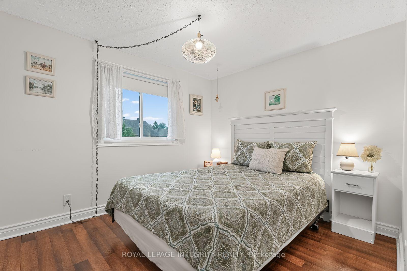Photo 33 of 30 Sumner Street, Ottawa, Kanata - Glencairn/Hazeldean — HOMEH