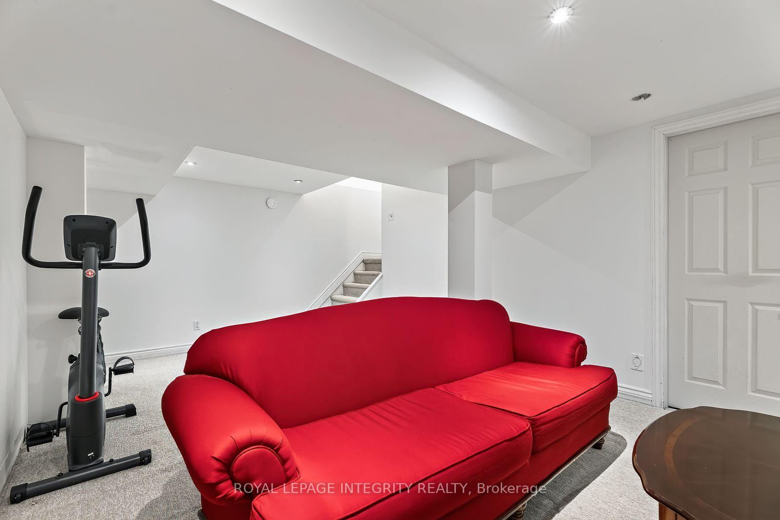 Photo 40 of 30 Sumner Street, Ottawa, Kanata - Glencairn/Hazeldean — HOMEH