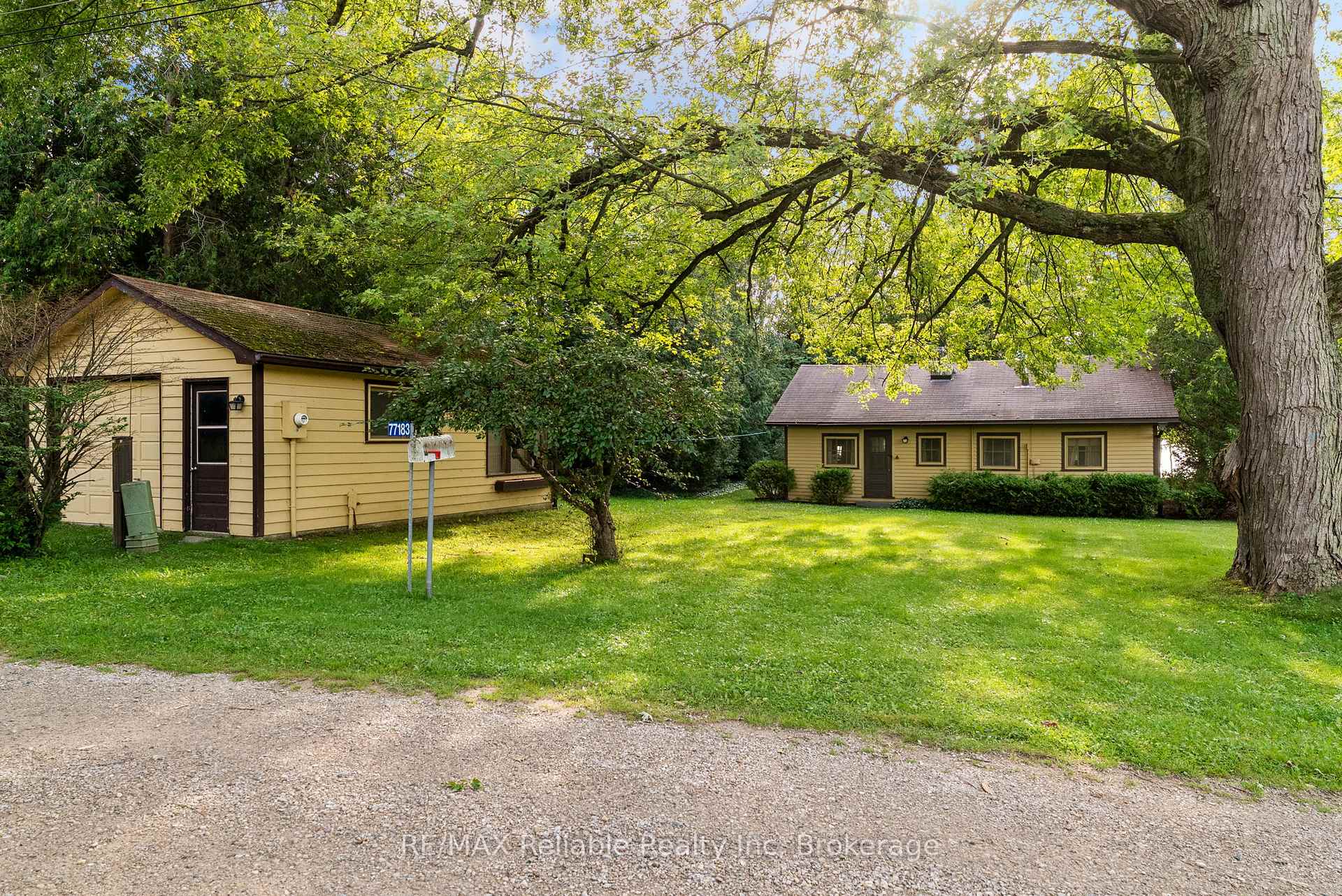 Photo 2 of 77183 Bayfield Highlands Drive, Central Huron, Goderich — HOMEH