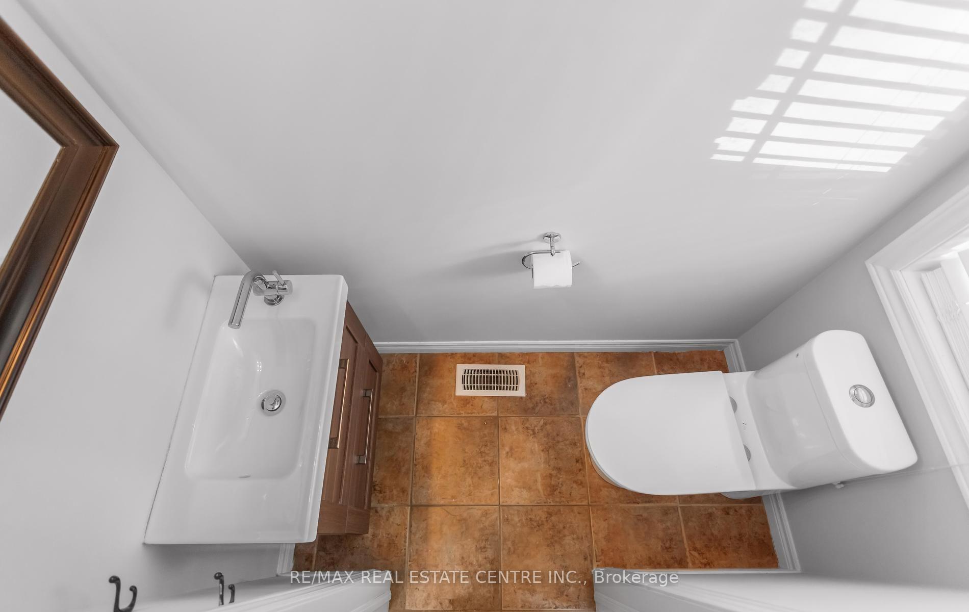 Photo 19 of Unit 38, 8 Hemlock Way, Grimsby, Grimsby West — HOMEH