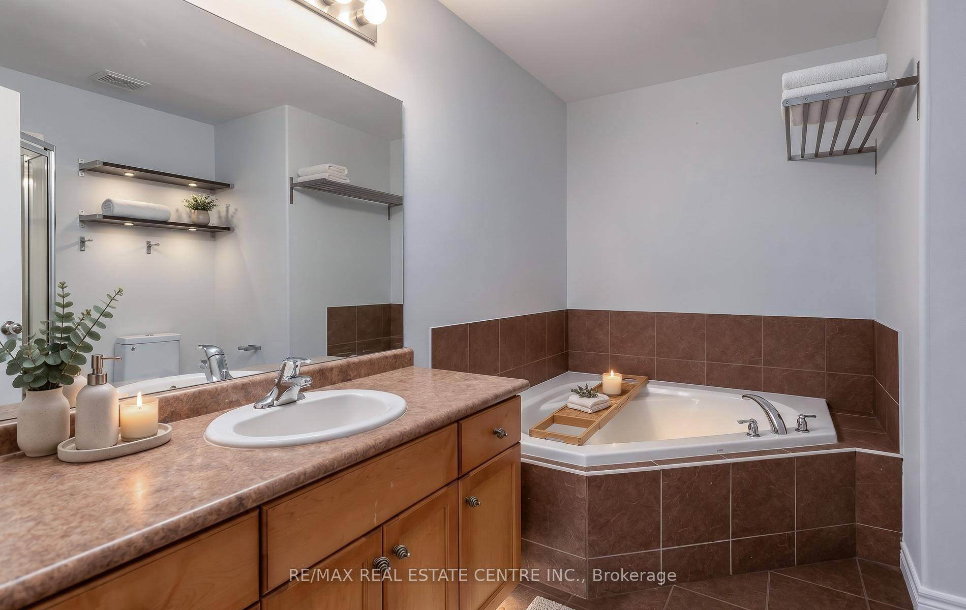 Photo 27 of Unit 38, 8 Hemlock Way, Grimsby, Grimsby West — HOMEH