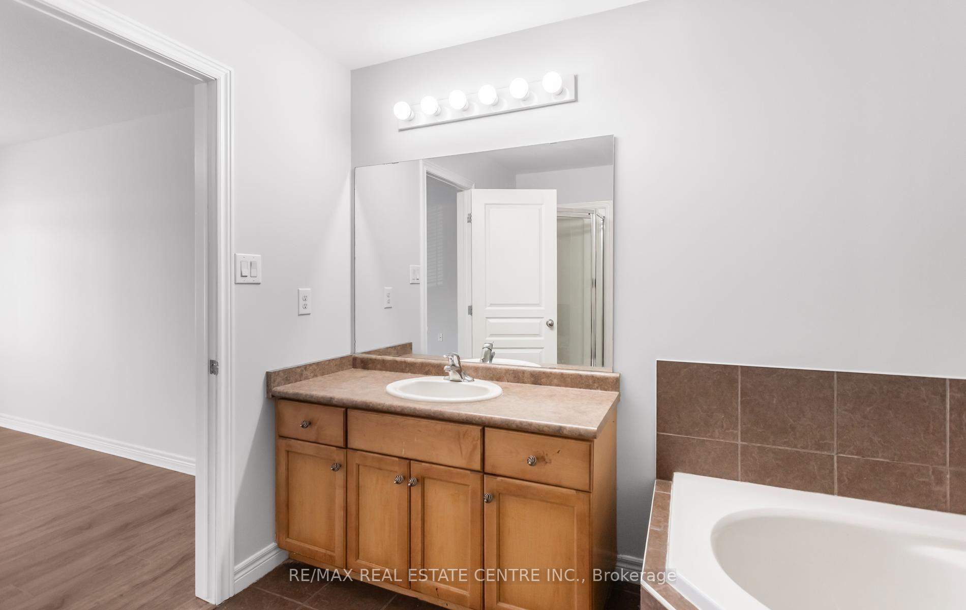 Photo 29 of Unit 38, 8 Hemlock Way, Grimsby, Grimsby West — HOMEH
