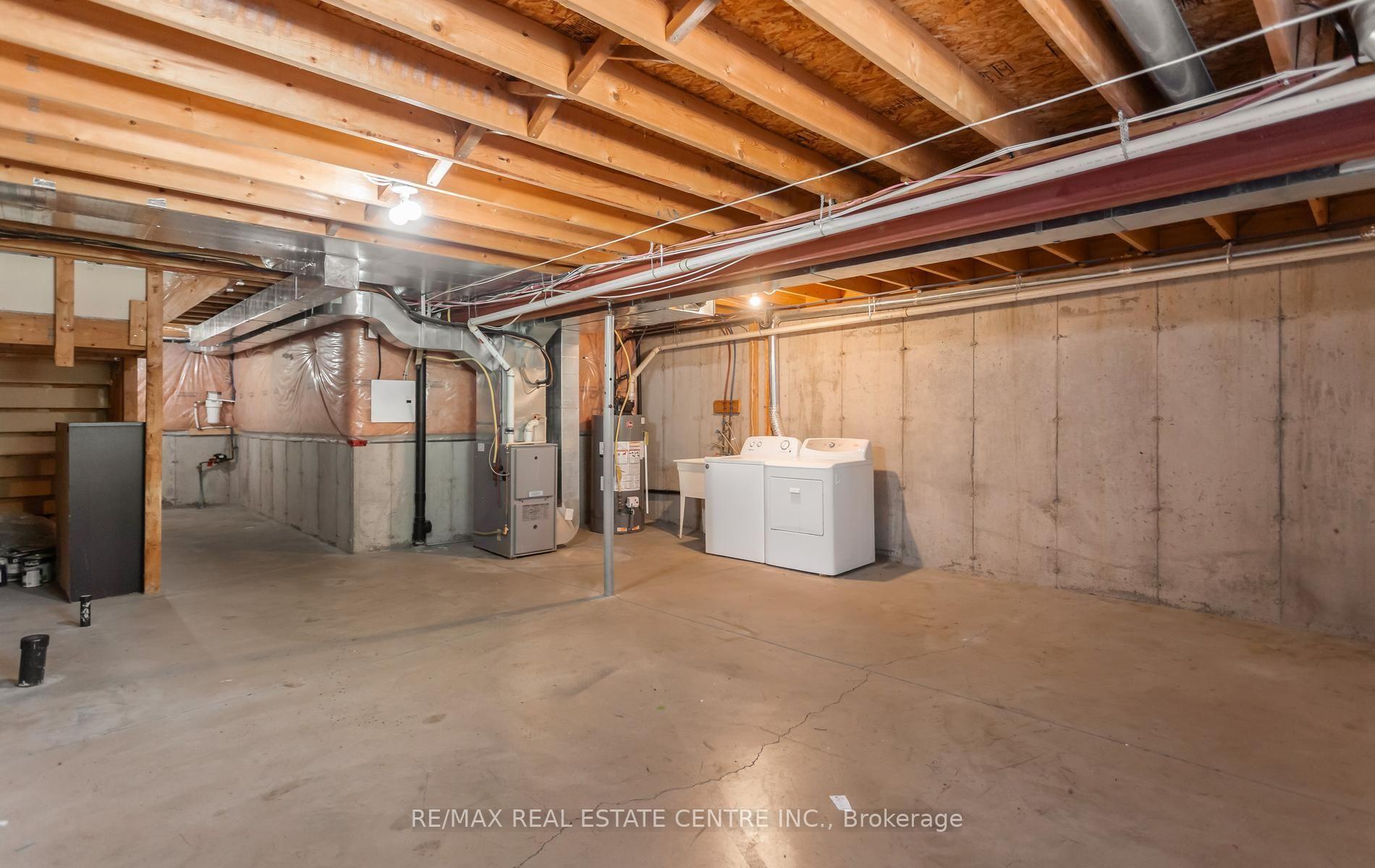 Photo 40 of Unit 38, 8 Hemlock Way, Grimsby, Grimsby West — HOMEH