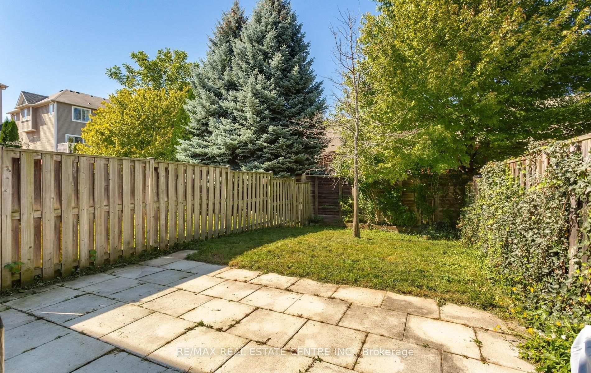 Photo 43 of Unit 38, 8 Hemlock Way, Grimsby, Grimsby West — HOMEH