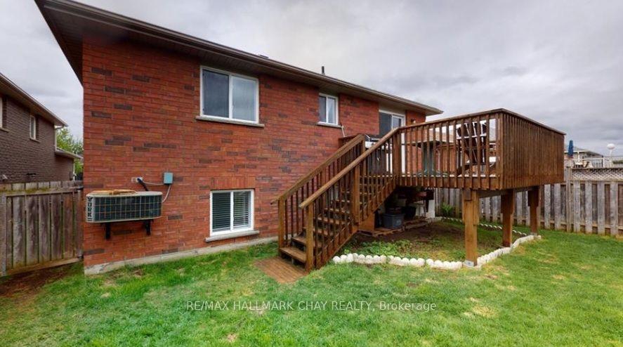 Photo 12 of Unit lower level, 133 Monique Crescent, Barrie, East Bayfield — HOMEH