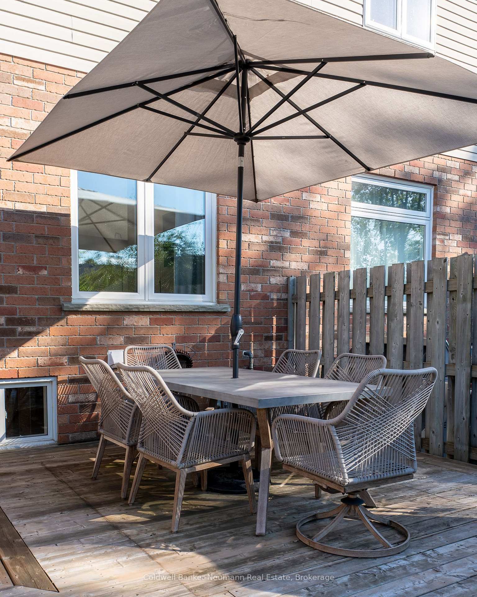 Photo 32 of 46 Darling Crescent, Guelph, Pineridge/Westminster Woods — HOMEH