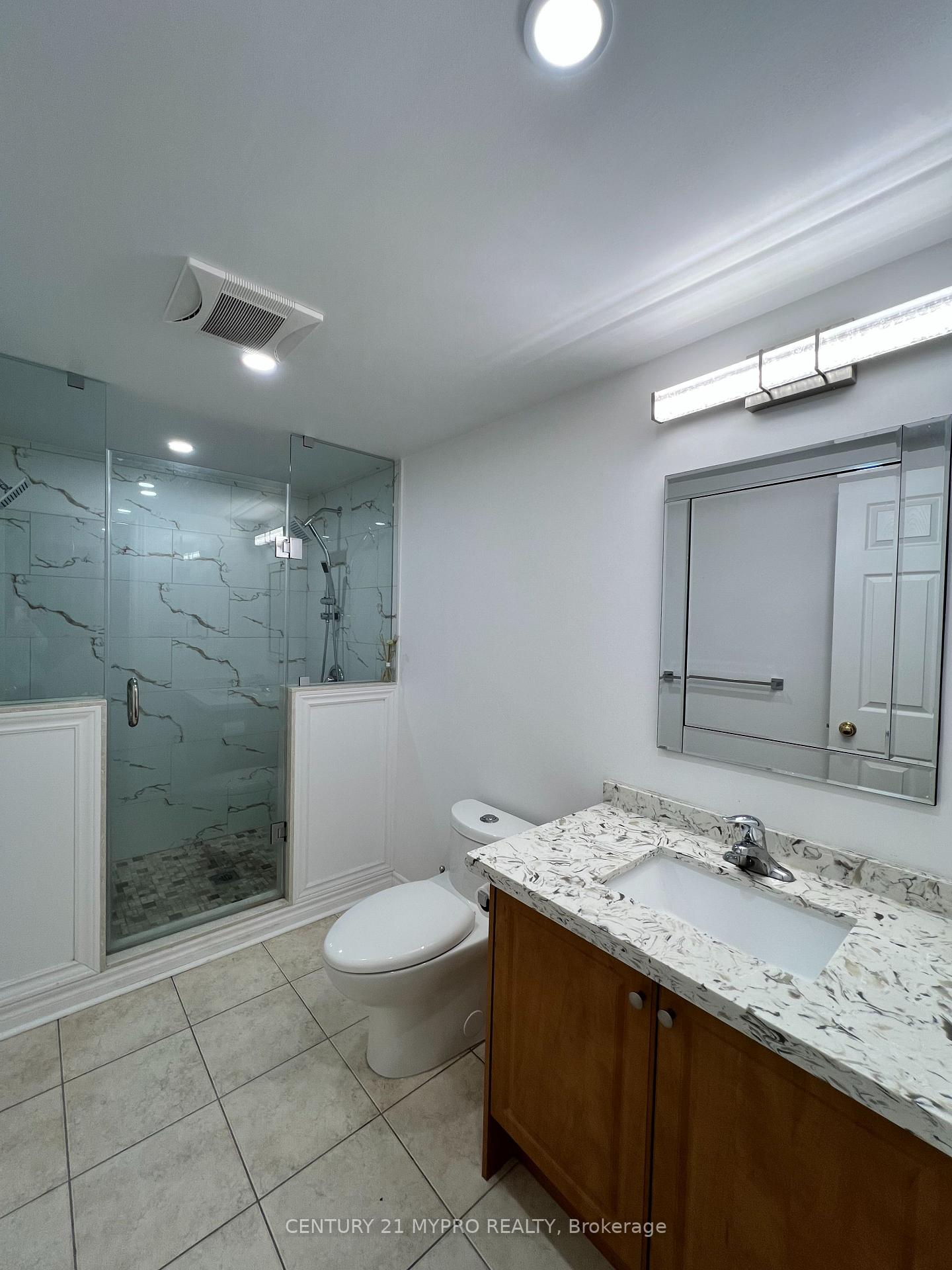 Photo 3 of 13 Walter Scott Crescent, Markham, Victoria Square — HOMEH