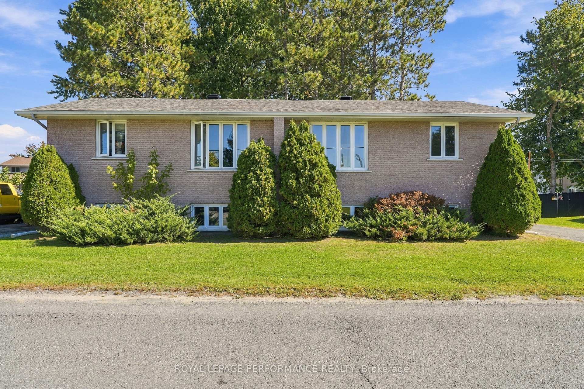 Photo of 589-591 Bolt Road