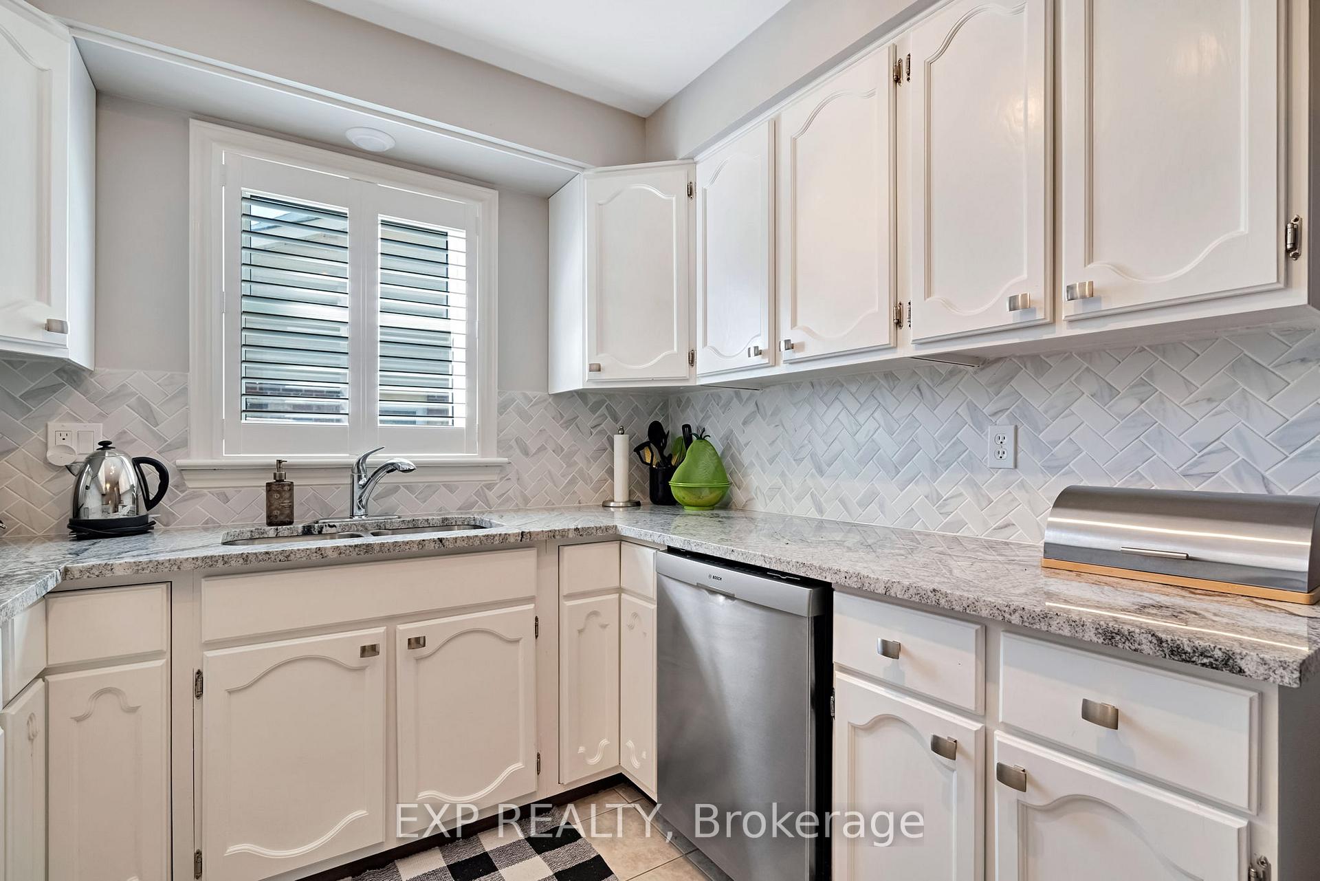 Photo 14 of 1426 Hastings Drive, London, North G — HOMEH