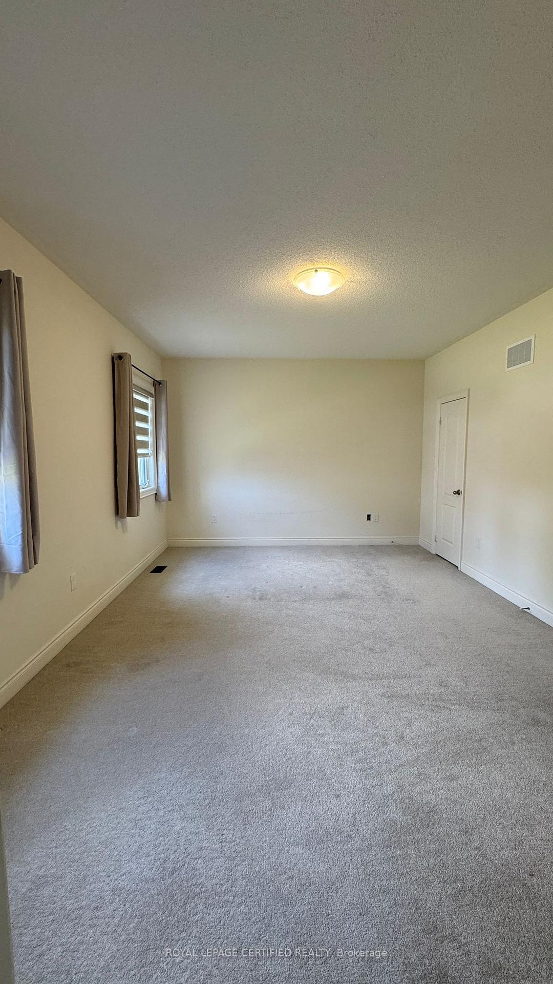 Photo 6 of 172 Bloomfield Crescent, Cambridge, Little's Corners — HOMEH